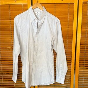 Uniqlo Men's Light Blue Checkered Dress Shirt